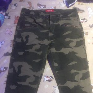 GUESS Camouflage Skinny Jeans